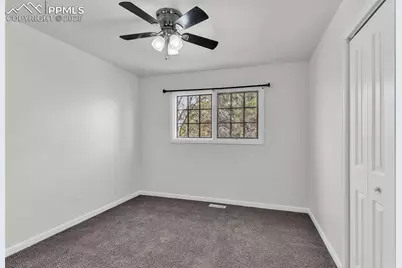 7 Kingsbridge Place, Pueblo, CO 81001 - Photo 34