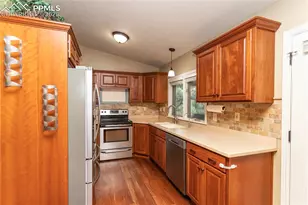 3921 S Carefree Cir, Colorado Springs, CO 80917 - Photo 10