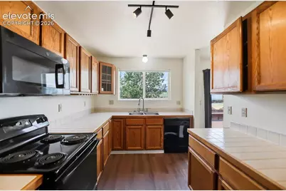 4428 Bramble Lane, Colorado Springs, CO 80925 - Photo 14
