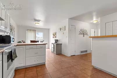 219-221 W Harmony Drive, Pueblo, CO 81007 - Photo 6
