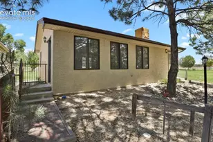 310 L St, Penrose, CO 81212 - Photo 2