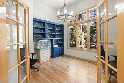 20320 Lockridge Drive, Colorado Springs, CO 80908 - Photo 14