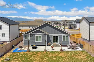 10729 Horton Dr, Colorado Springs, CO 80925 - Photo 6