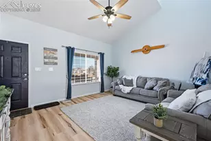 6106 Scottsbluff Dr, Colorado Springs, CO 80923 - Photo 6