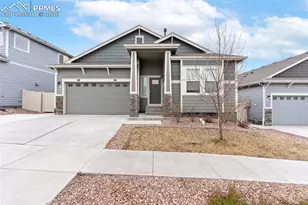 1648 Grand Overlook St, Colorado Springs, CO 80910 - Photo 8