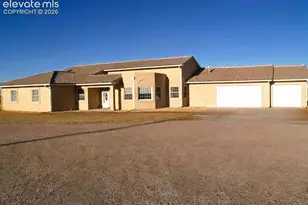 7571 Vanessa Dr, Pueblo, CO 81005 - Photo 1