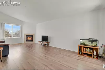 7203 Bentwater Drive, Fountain, CO 80817 - Photo 6