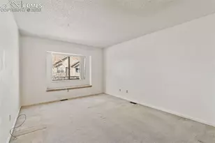 4822 Live Oak Dr, Colorado Springs, CO 80916 - Photo 22
