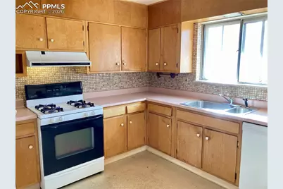 2106 Collier Avenue, Colorado Springs, CO 80909 - Photo 8