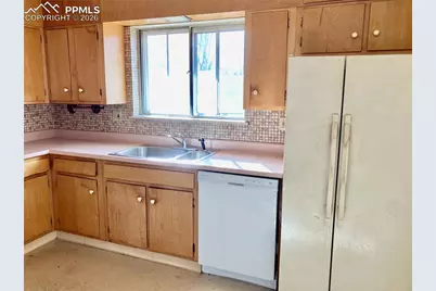 2106 Collier Avenue, Colorado Springs, CO 80909 - Photo 10