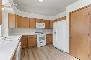 8082 Scarborough Dr, Colorado Springs, CO 80920 - Photo 10