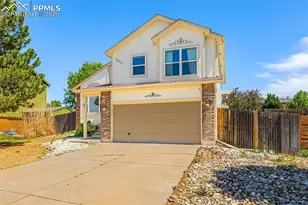 9431 Summit Mesa Dr, Fountain, CO 80817 - Photo 2