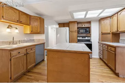 312 Pearl Street, Colorado Springs, CO 80904 - Photo 12