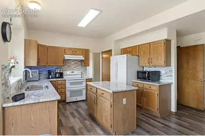 1547 Chesham Circle, Colorado Springs, CO 80907 - Photo 12