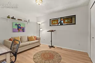 1130 Fontmore Rd, Colorado Springs, CO 80904 - Photo 18