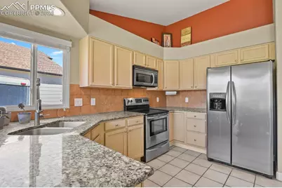4439 Cherry Oak Court, Colorado Springs, CO 80906 - Photo 8
