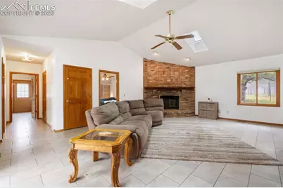 390 E Stirrup Trail, Monument, CO 80132 - Photo 8