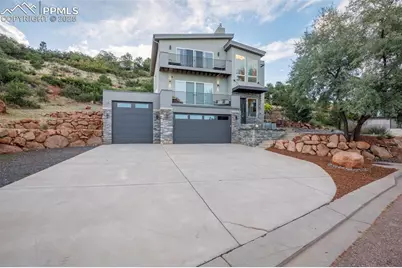 162 Crystal Valley Road, Manitou Springs, CO 80829 - Photo 2