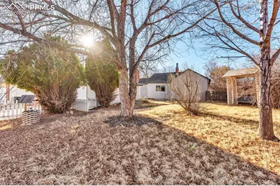 613 Barrett Avenue, Canon City, CO 81212 - Photo 4