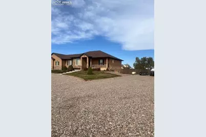 777 Woodleaf Drive, Pueblo, CO 81007 - Photo 2