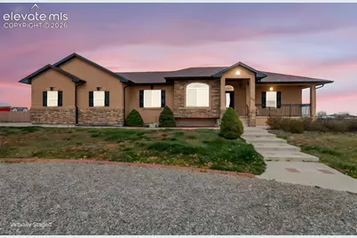777 E Woodleaf Drive, Pueblo West, CO 81007 - Photo 2