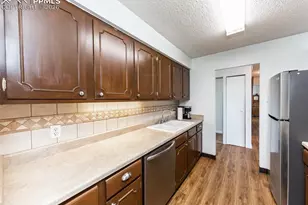 411 Lakewood Circle, Colorado Springs, CO 80910 - Photo 10