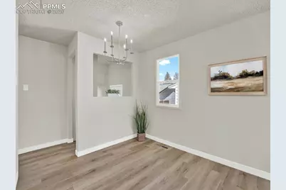 2518 Meadowlark Lane, Colorado Springs, CO 80909 - Photo 8