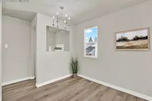 2518 Meadowlark Ln, Colorado Springs, CO 80909 - Photo 8