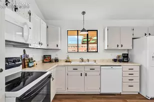 1365 Fairview Ave, Canon City, CO 81212 - Photo 18