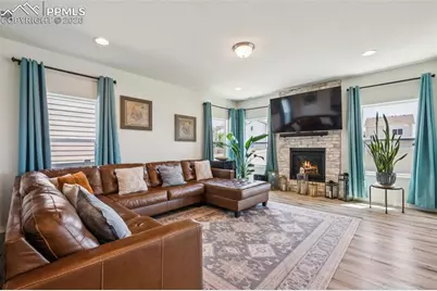 11357 Esperanza Way, Fountain, CO 80817 - Photo 8