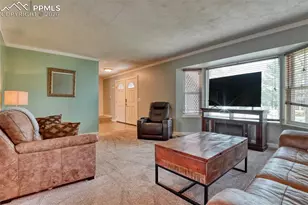 7410 Hickorywood Dr, Colorado Springs, CO 80920 - Photo 10