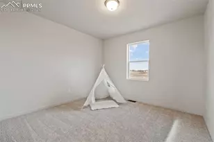 1438 N Moonbeam Dr, Pueblo, CO 81007 - Photo 30