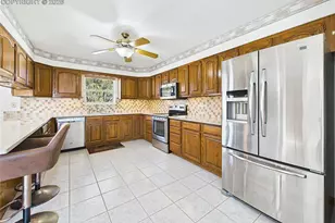 611 Q St, Penrose, CO 81240 - Photo 4