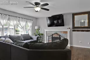 1512 Rushmore Dr, Colorado Springs, CO 80910 - Photo 6