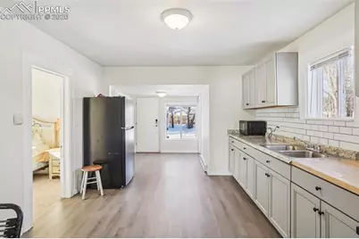 3026 N Hancock Avenue, Colorado Springs, CO 80907 - Photo 8