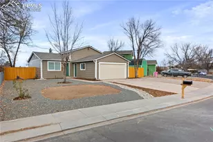 3370 Foxridge Dr, Colorado Springs, CO 80916 - Photo 2