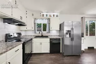1550 Keaton Ln, Colorado Springs, CO 80909 - Photo 6