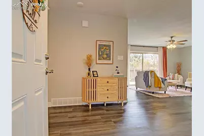 613 Zion Drive, Colorado Springs, CO 80910 - Photo 4