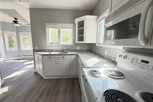 536 Observatory Dr, Colorado Springs, CO 80904 - Photo 10