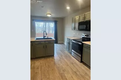 4315 Outlook Boulevard #B, Pueblo, CO 81008 - Photo 10