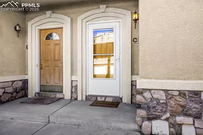 1463 Madison Ridge Heights #C, Colorado Springs, CO 80904 - Photo 2