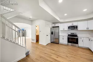 1463 Madison Ridge Heights, Colorado Springs, CO 80904 - Photo 10