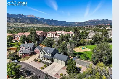 660 Pony Lane, Colorado Springs, CO 80904 - Photo 10