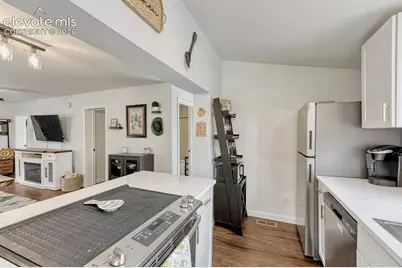 705 N Corona Street, Colorado Springs, CO 80903 - Photo 10
