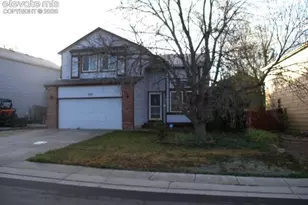 4379 Gunbarrel Dr, Colorado Springs, CO 80925 - Photo 2