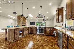 2675 Stoneridge Dr, Colorado Springs, CO 80919 - Photo 4