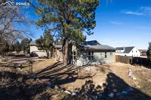 1905 Mesa Rd, Colorado Springs, CO 80904 - Photo 8