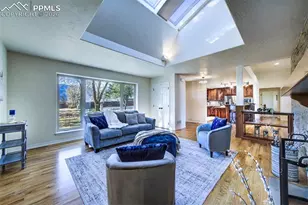 1905 Mesa Rd, Colorado Springs, CO 80904 - Photo 10