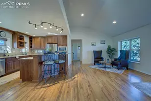 1905 Mesa Rd, Colorado Springs, CO 80904 - Photo 42