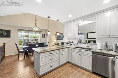 727 Crown Point Drive, Colorado Springs, CO 80906 - Photo 16